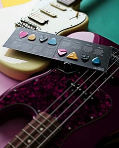 pexels-rombo-1510555-11676200mot-wz-1-241x300 Introduction to Bass Guitar